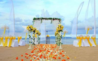 Grand Mirage Beach